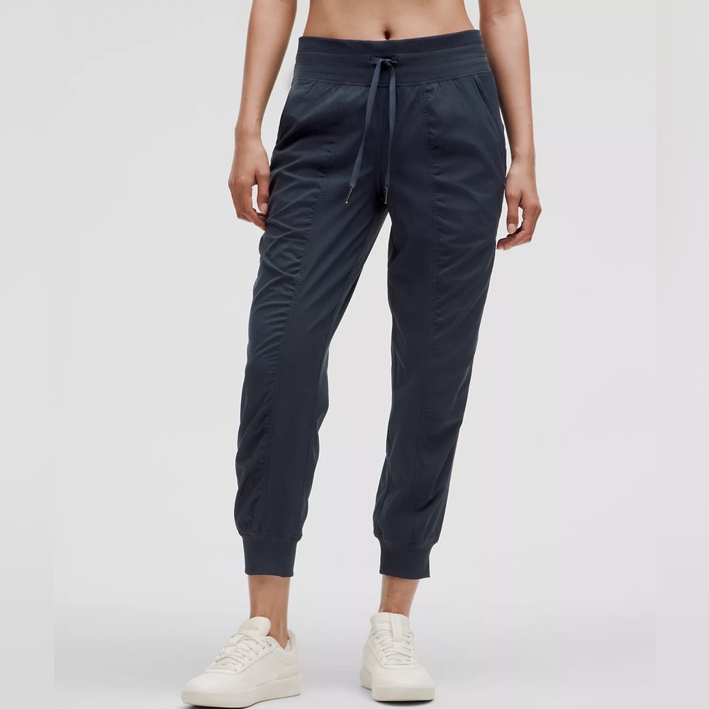 Lululemon Dance Studio Mid-Rise Jogger 7/8 Length
